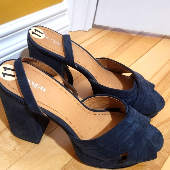 Coach Platform Sandals - Picture 2 of 2